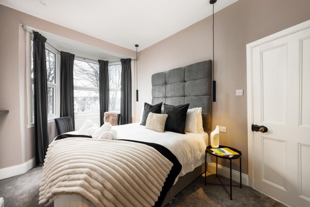 The Getaway! 3 Bed House - Plymouth - Sleeps 7 - Free Parking - Habita Property Екстер'єр фото