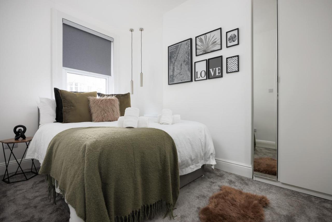 The Getaway! 3 Bed House - Plymouth - Sleeps 7 - Free Parking - Habita Property Екстер'єр фото