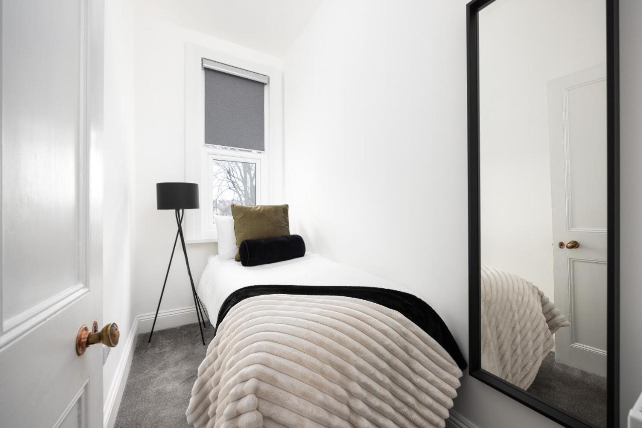 The Getaway! 3 Bed House - Plymouth - Sleeps 7 - Free Parking - Habita Property Екстер'єр фото